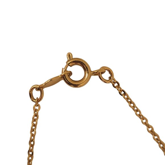 Tiny Gold Minimalist Vintage Cross Pendant Necklace - Picture 6 of 7